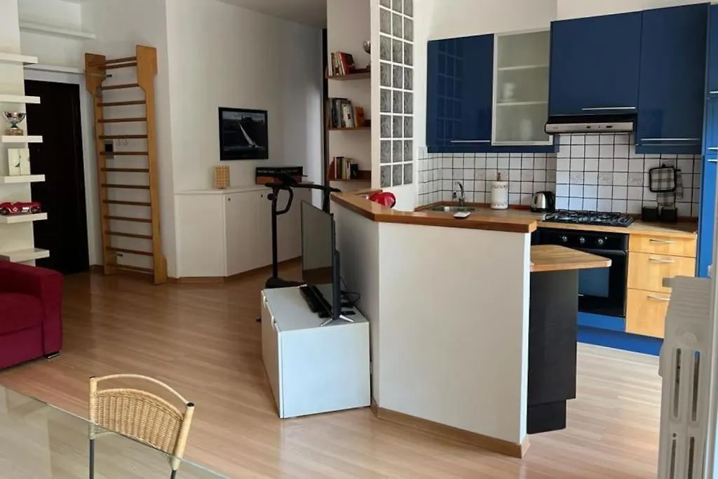 Nice And Cosy Flat In Central Area Milán